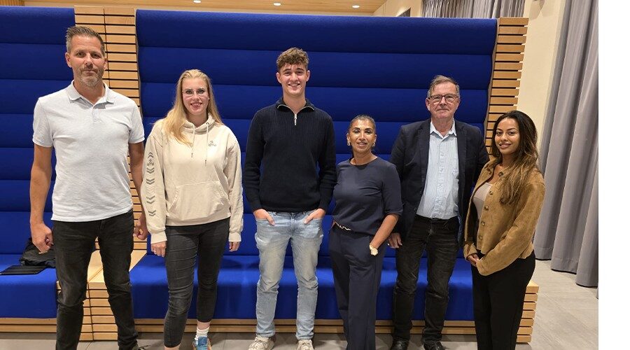 Van links naar rechts: Michel Luk, Fleur Sorensen, Jessy Molenaar, Nita Graafland, Peter Huegn en Sadhana Kienno.